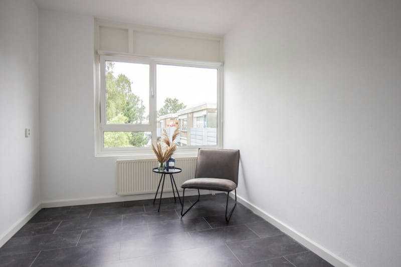 Tussendek, Amsterdam 8