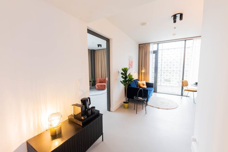 Brede Hilledijk, Rotterdam 8