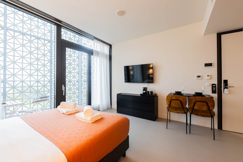 Brede Hilledijk, Rotterdam 6