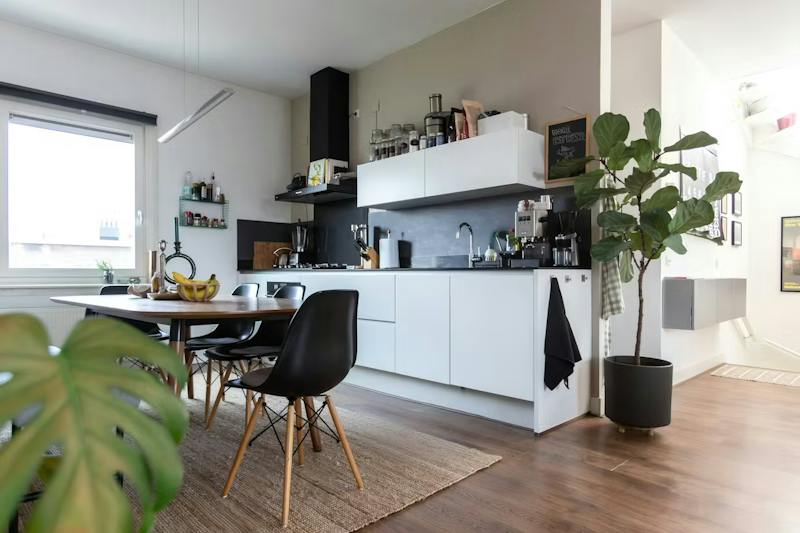 Admiraal de Ruijterweg, Amsterdam 7