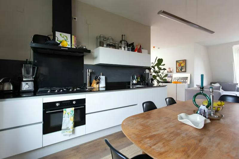 Admiraal de Ruijterweg, Amsterdam 8