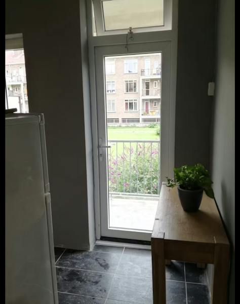 Bernardus Gewinstraat, Rotterdam 8